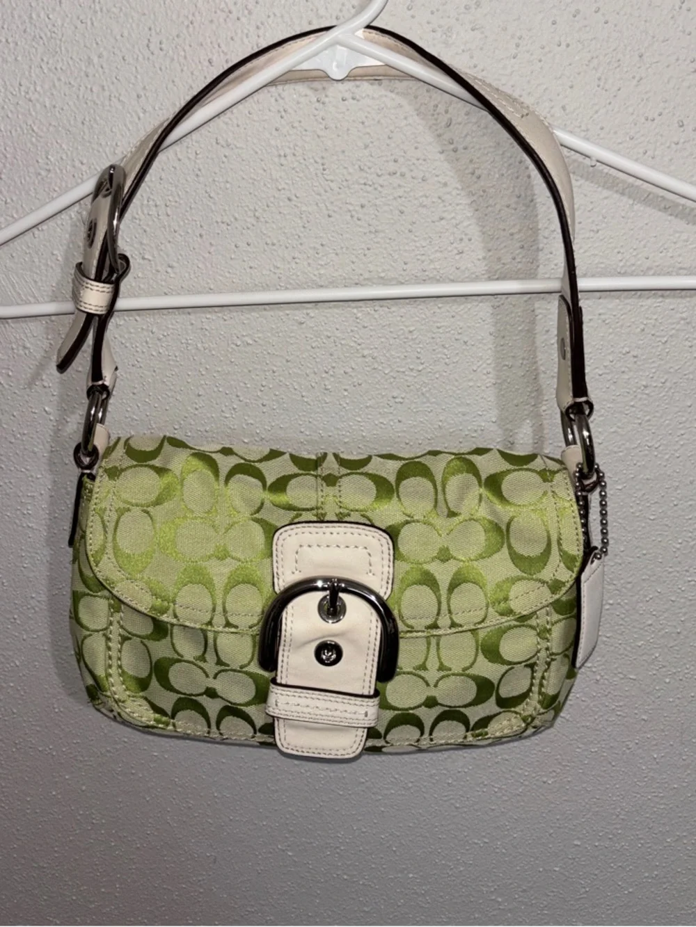 vintage Y2K-era Coach Soho Signature Flap Bag (specifically style F15668)